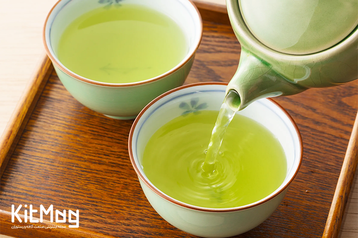 چای سبز در لیوان چینی