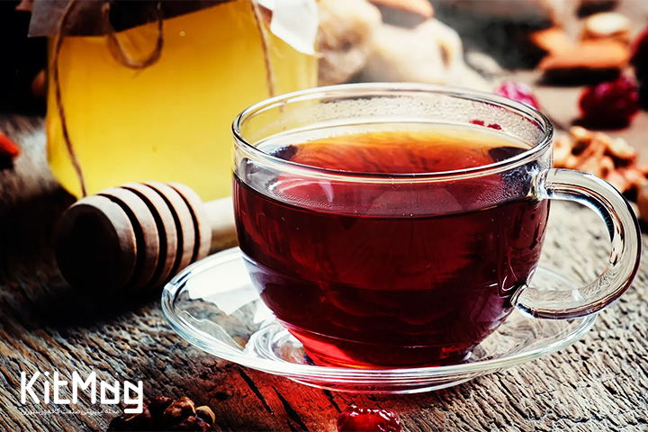 جای سیاه در لیوان شیشه ای