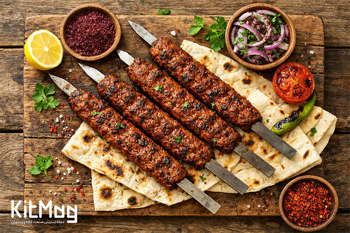 آدنا کباب با دورچین ئیاز جعفری و سماق 
