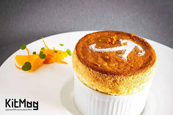 شیرینی های فرانسوی
سوفله یک تخم مرغ پخته سبک و لطیف است که می توان آن را شیرین یا در طعم های دیگر درست کرد. سوفله بیشتر به عنوان یک دسر فرانسوی در نظر گرفته می شود