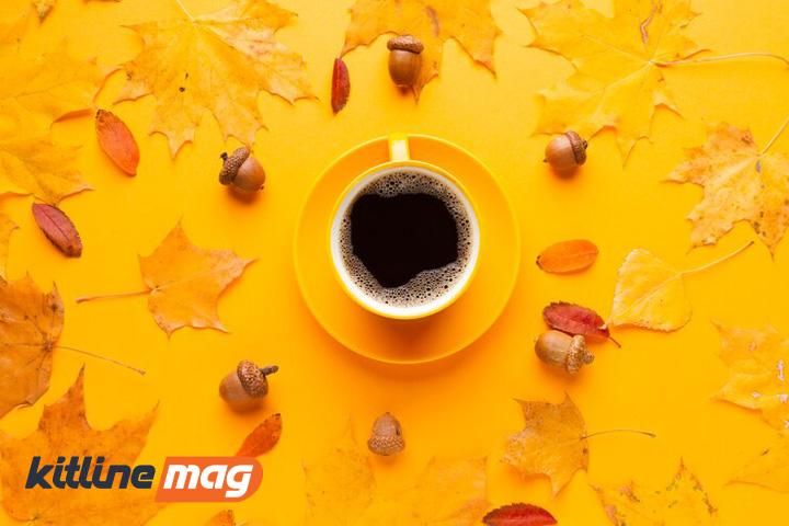 فنجان-قهوه-با-برگ-های-نارنجی-پاییزی