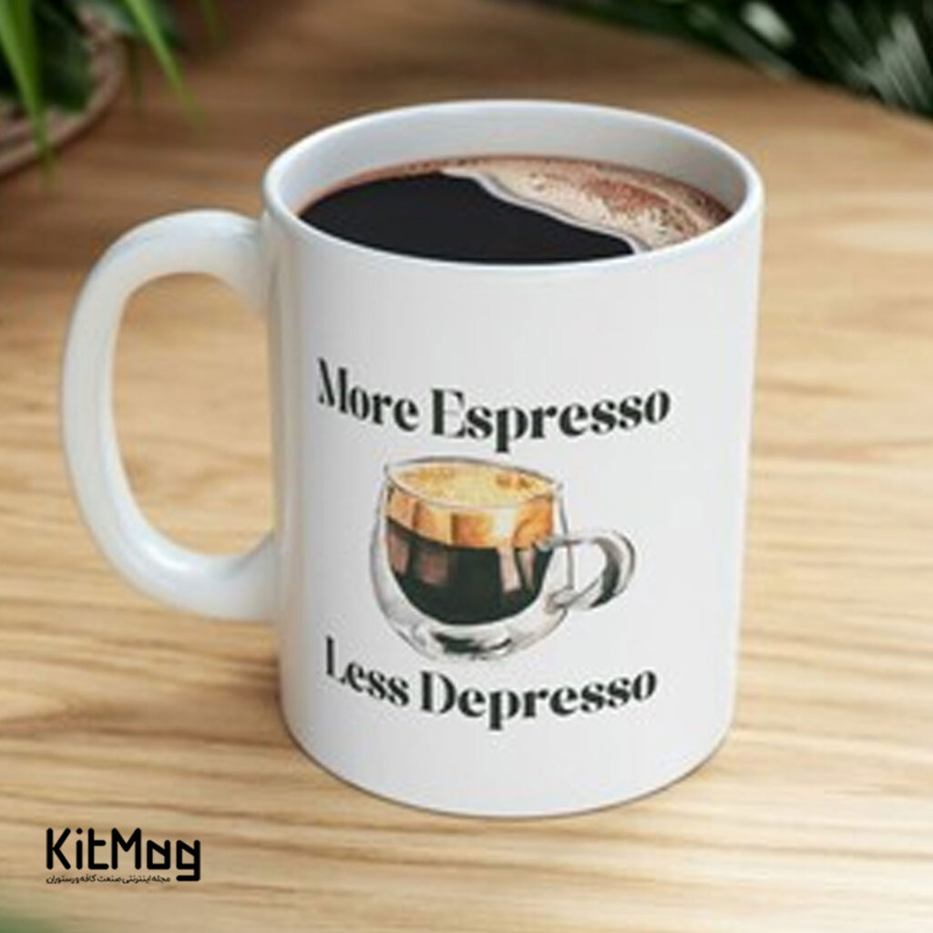 زنانی که روزانه دو یا سه فنجان قهوه می نوشند، در یک دوره ده ساله ، بمقدار 15 درصد کمتر از زنانی که در هفته یک فنجان قهوه می نوشند دچار افسردگی می شوند.