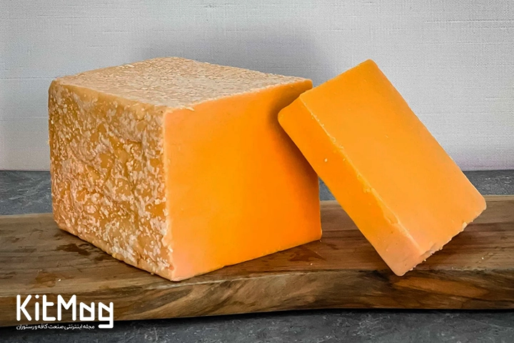 پنیر چدار قالبی از نمای نزدیک