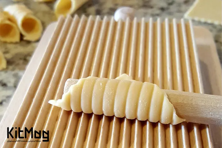 تخته گارگانلی و نیوکی. کیت مگ