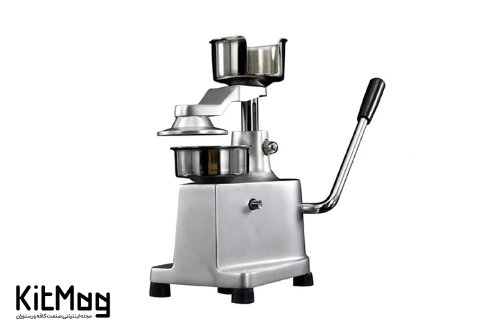 همبرگر زن نیمه اتوماتیک که به صورت کامل در تصویر دیده می شود