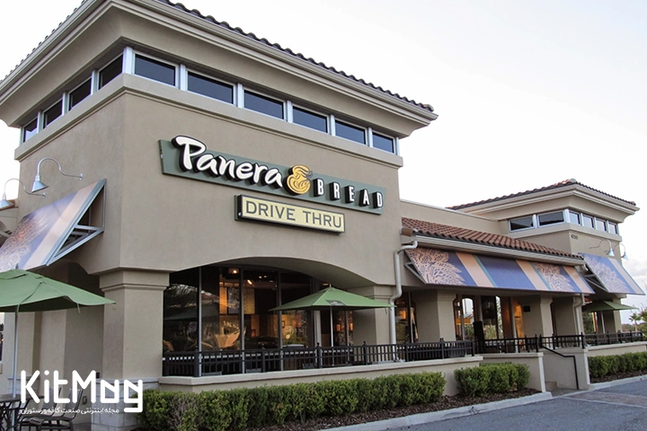 رستوران غذاهای ارگانیک که به اسم پانرا برد یا Panera bread معروف است و از نمای بیرونی آن عکس گرفته شده است