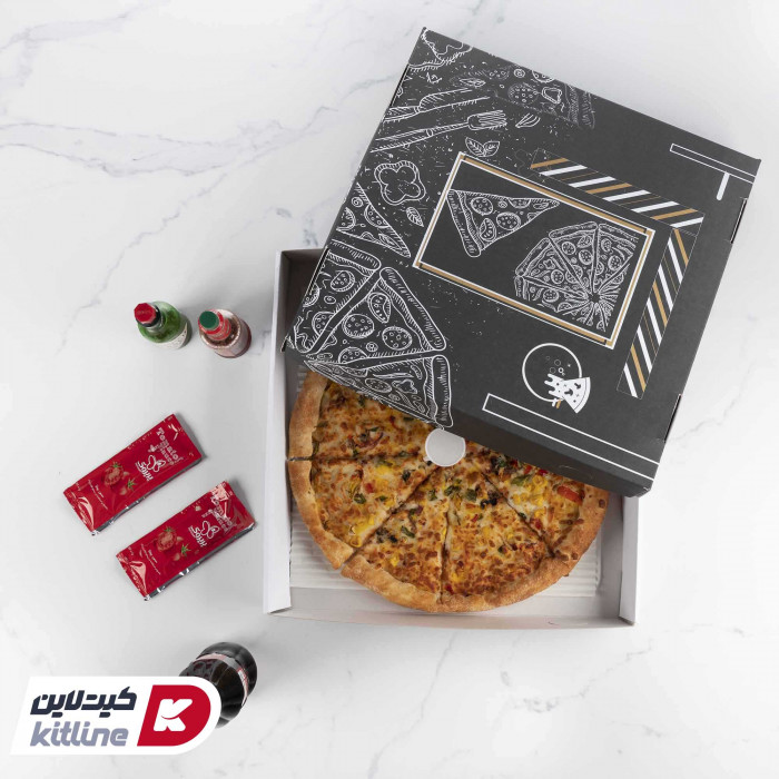 پیتزا مخصوص در جعبه پیتزا کوچک طرح دار مشکی-02