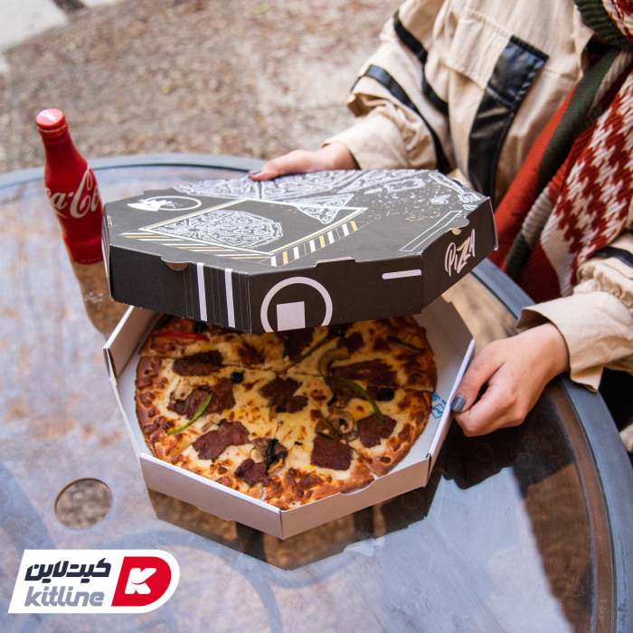جعبه پیتزا ۳۳ سانتی هشت ضلعی طرح دار مشکی 