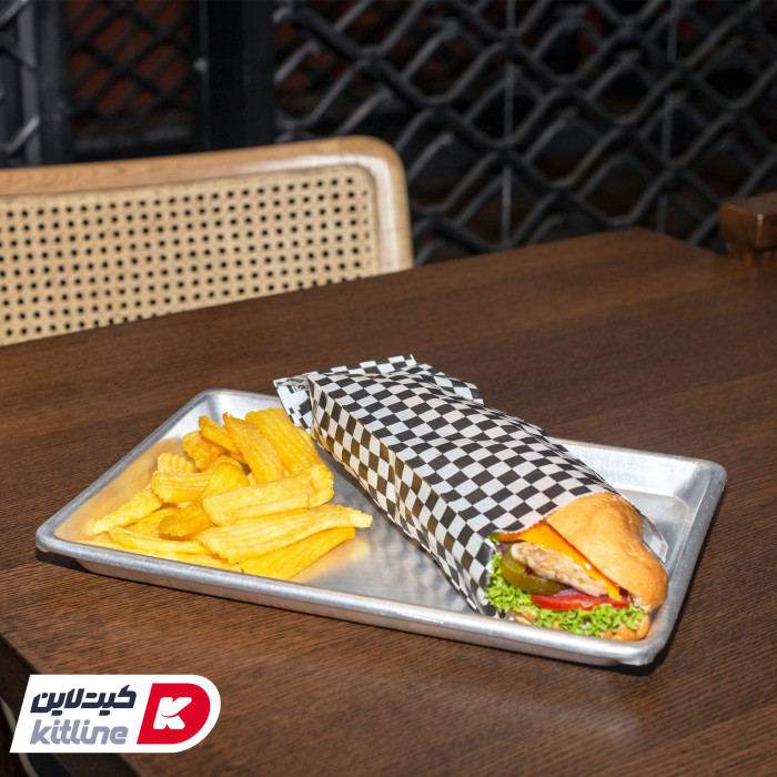پاکت ساندويچ یکبار مصرف مومی ۹×۳۰ سانتیمتری شطرنجی مشکی (کارتن ۲۵۰۰ عدی)