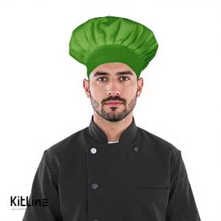 کلاه سرآشپز ترگال کجراه سبز پوشاکو روی سر سرآشپز.