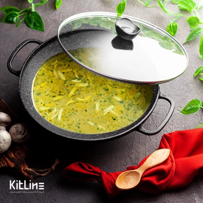پخت غذای اسیایی در تابه وک چدنی سایز ۳۲ درب دار نالینو (Nalino)